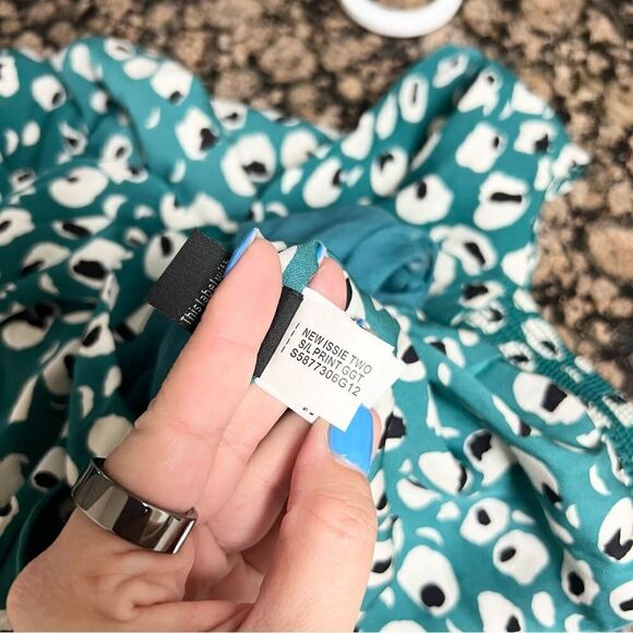 Diane Von Furstenberg Issie Two Abstract Print Draped V-neck Silk Blouse Size 2 - Picture 10 of 10